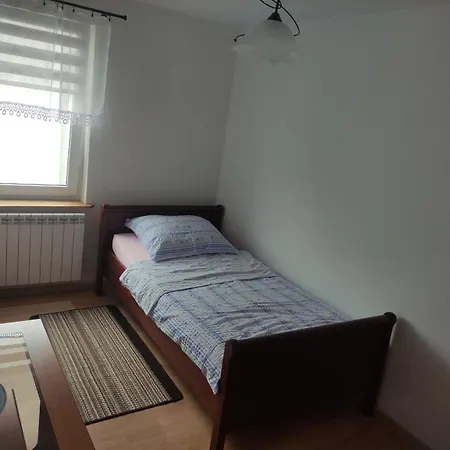 Pod Modrzewiem * Milicz